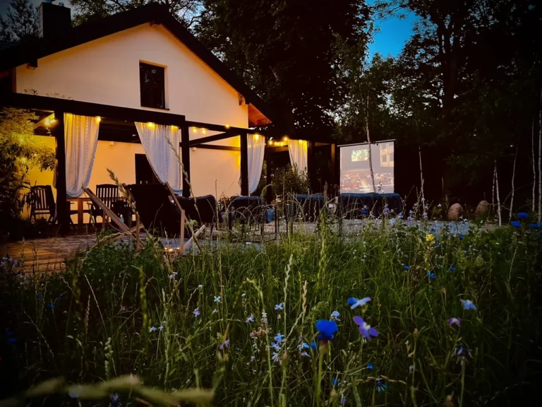 NA_ŁĄCE dom i przestrzeń